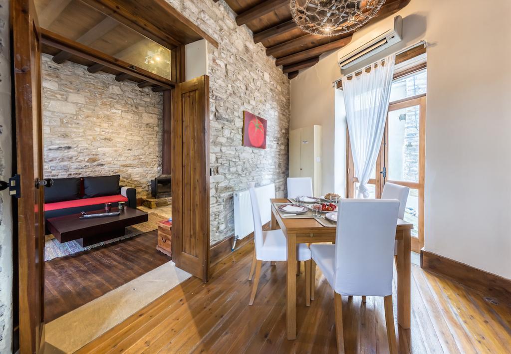 Redblue Door Two Traditional Listed Houses Pano Lefkara Exterior foto